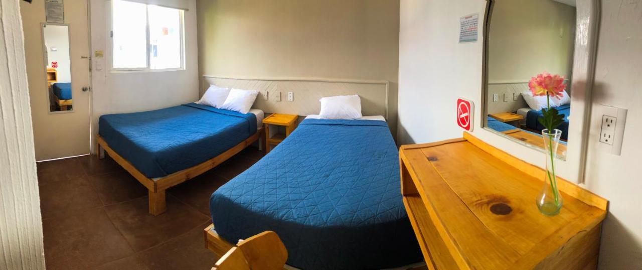 Hotel Tecnologico Querétaro Esterno foto