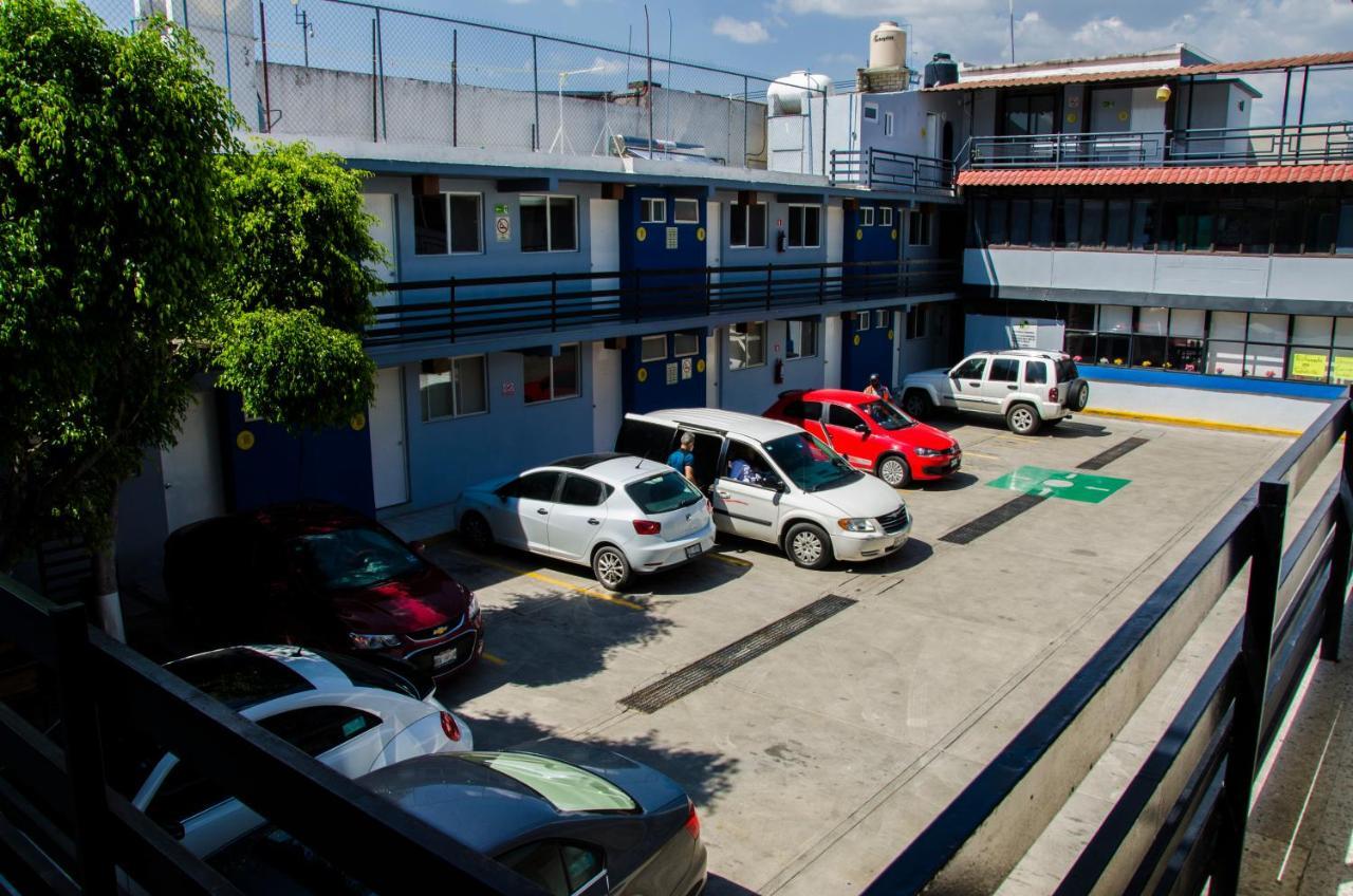Hotel Tecnologico Querétaro Esterno foto