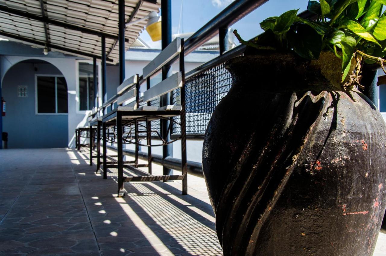 Hotel Tecnologico Querétaro Esterno foto