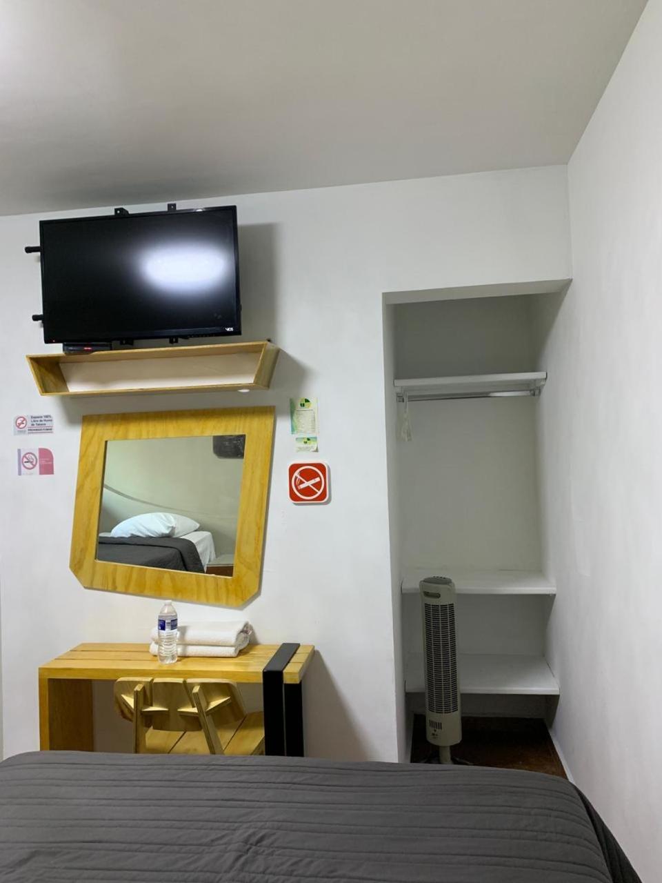 Hotel Tecnologico Querétaro Esterno foto