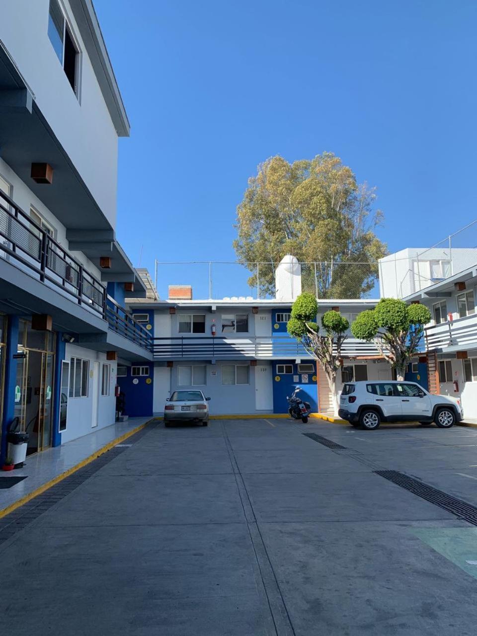 Hotel Tecnologico Querétaro Esterno foto